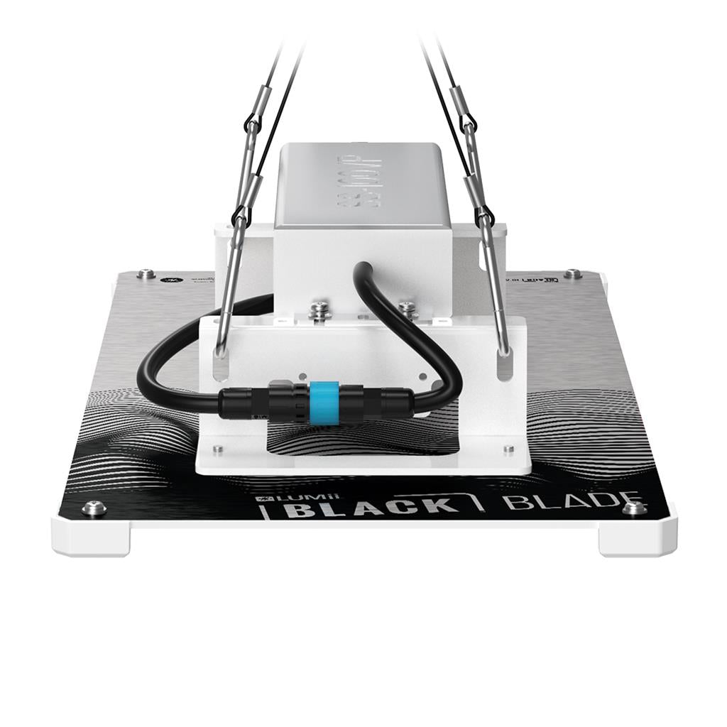 LUMii BLACK Blade 100w LED